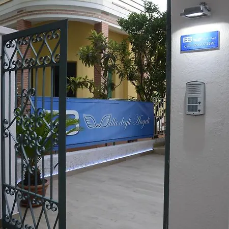 Bed & Breakfast Degli Angeli 4*