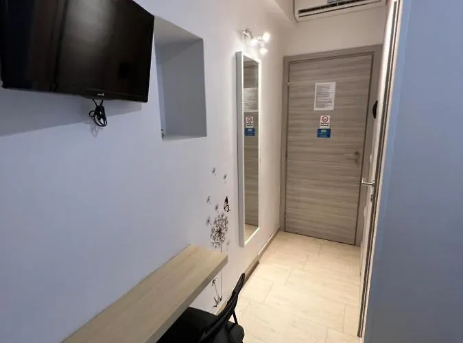 Alojamento de Acomodação e Pequeno-almoço Degli Angeli 4*